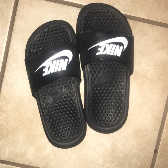 nike slides size 1
